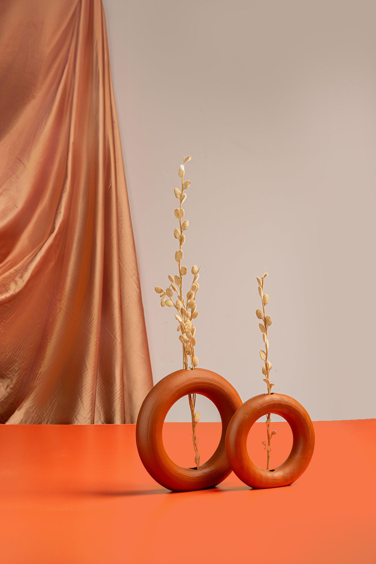 Brick Circular Hollow Vase